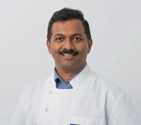 Dr Raghu Recognised as a Dental Implant Surgeon in Mackay
